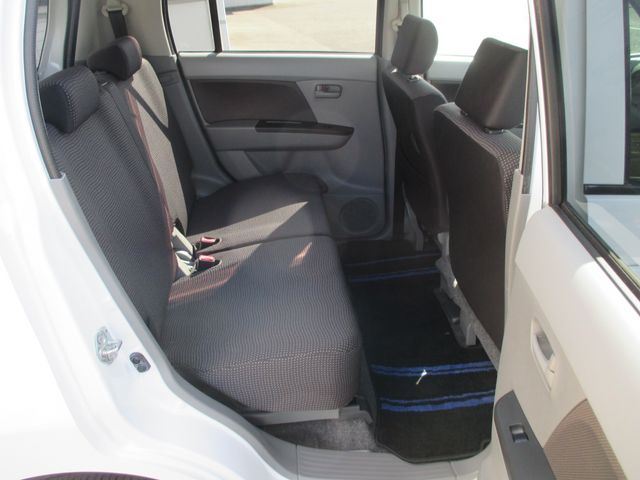 MAZDA AZ-WAGON 2010 Image 31