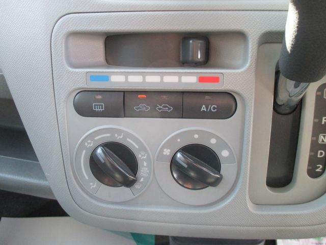 MAZDA AZ-WAGON 2010 Image 31