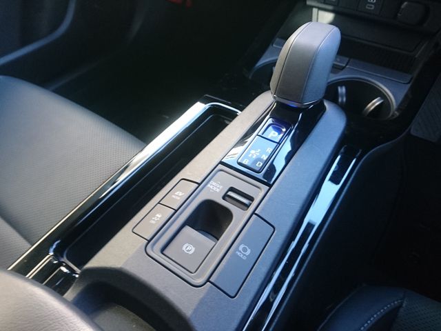 TOYOTA PRIUS 2025 Image 31