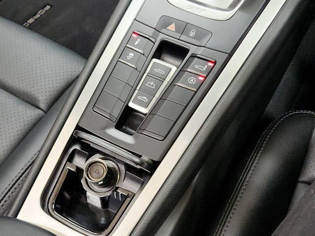 PORSCHE 911 OPEN 2016 Image 31