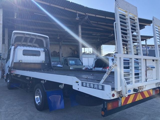 HINO DUTRO 2014 Image 31