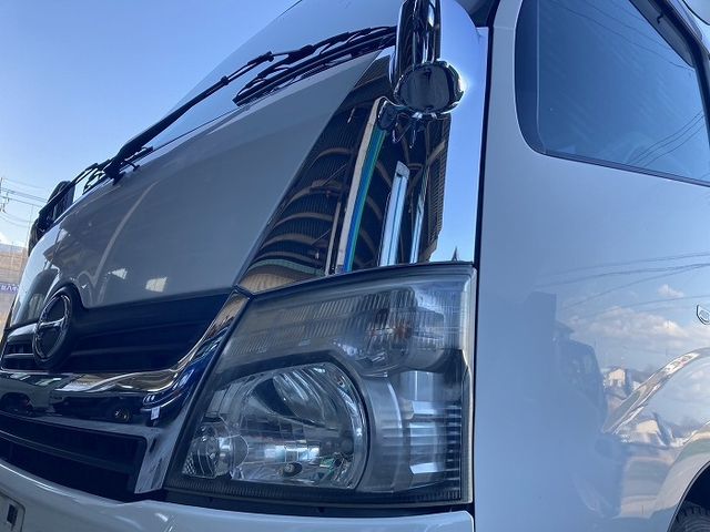 HINO DUTRO 2014 Image 31