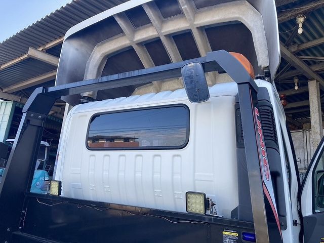 HINO DUTRO 2014 Image 31