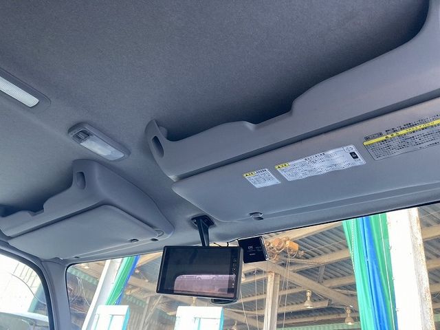 HINO DUTRO 2014 Image 31