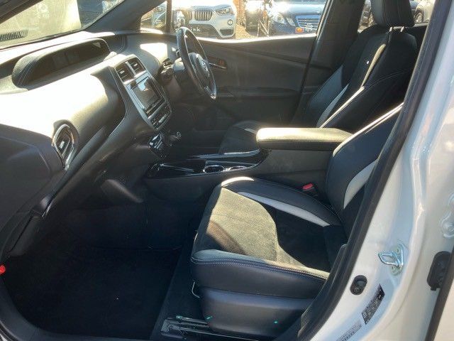 TOYOTA PRIUS PHV 2019 Image 31