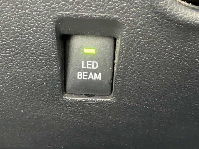 TOYOTA PRIUS PHV 2019 Image 31