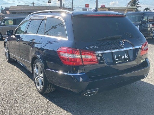 MERCEDES BENZ E CLAS 2012 Image 31