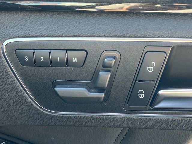 MERCEDES BENZ E CLAS 2012 Image 31