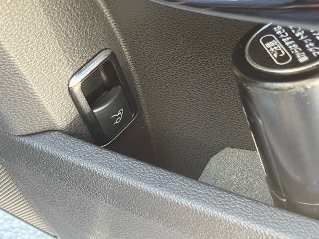 MERCEDES BENZ E CLAS 2012 Image 31