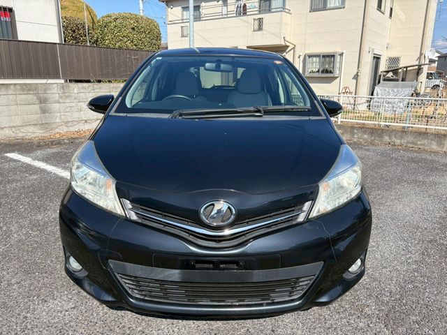 TOYOTA VITZ 2011 Image 31