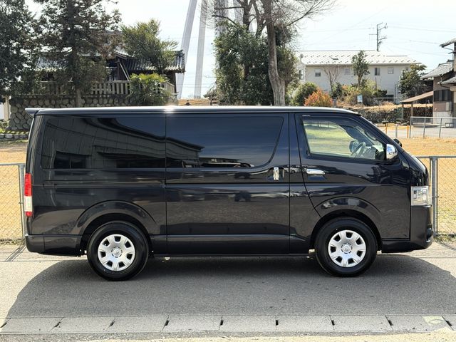 TOYOTA HIACE VAN 2WD 2020 Image 31