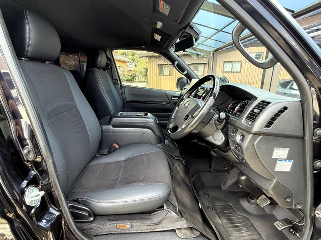 TOYOTA HIACE VAN 2WD 2020 Image 31