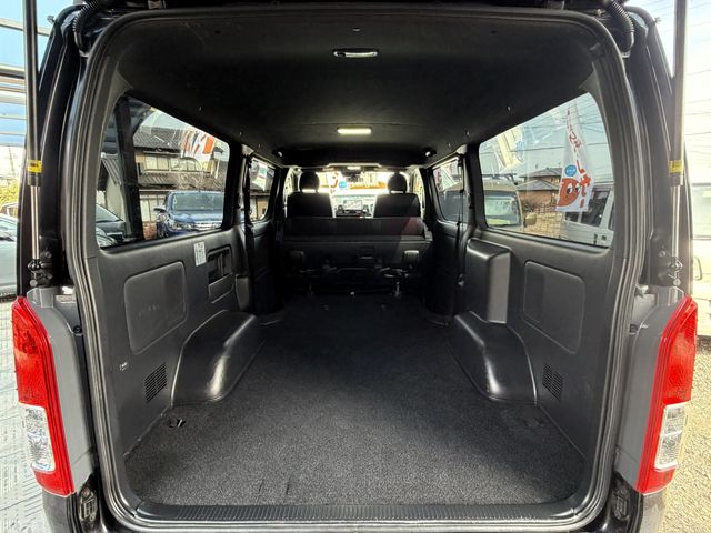 TOYOTA HIACE VAN 2WD 2020 Image 31