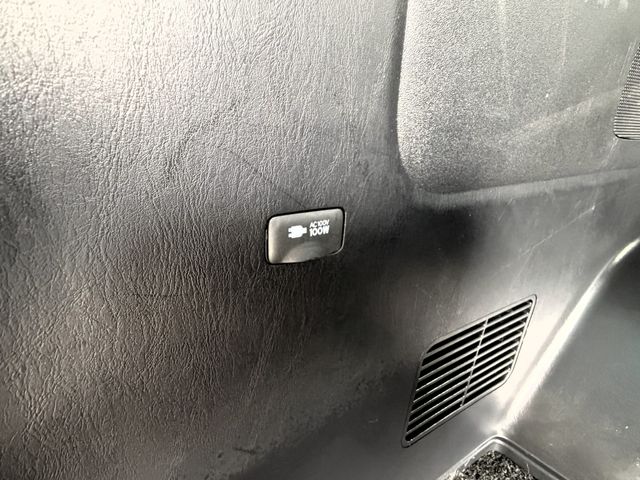 TOYOTA HIACE VAN 2WD 2020 Image 31