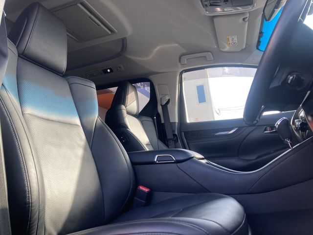 TOYOTA VELLFIRE 2018 Image 31