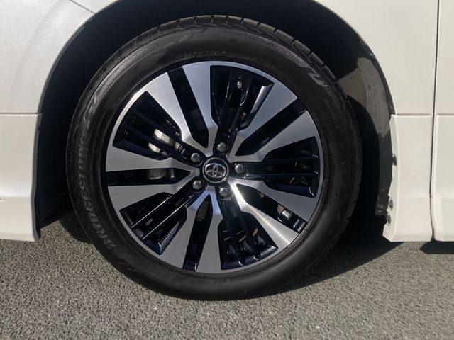 TOYOTA VELLFIRE 2018 Image 31