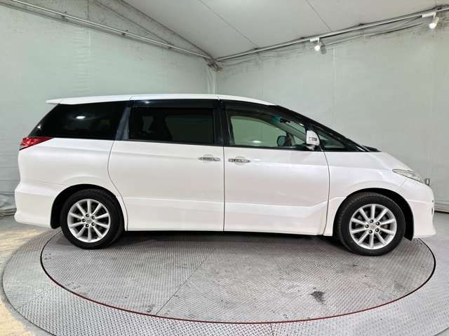 TOYOTA ESTIMA 2012 Image 31