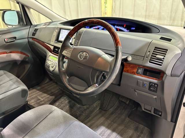 TOYOTA ESTIMA 2012 Image 31