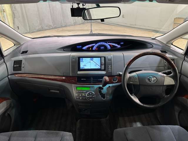 TOYOTA ESTIMA 2012 Image 31