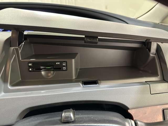 TOYOTA ESTIMA 2012 Image 31