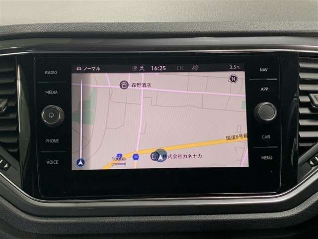 VOLKSWAGEN T-ROC 2022 Image 31