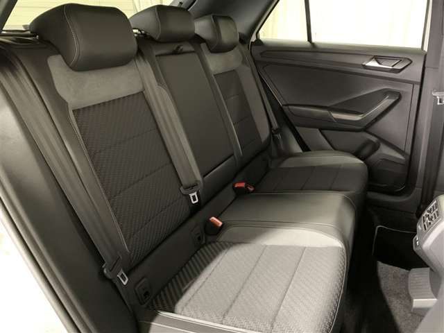 VOLKSWAGEN T-ROC 2022 Image 31