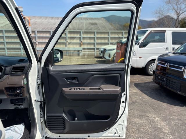 TOYOTA ROOMY 2022 Image 31