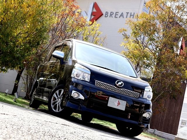 TOYOTA VOXY 2013 Image 31