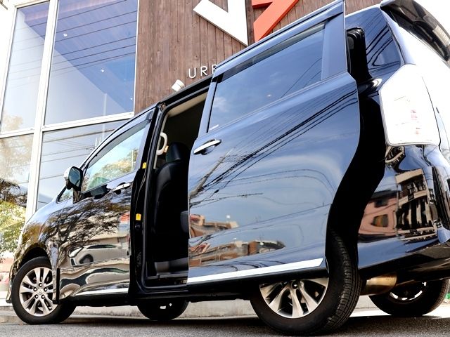 TOYOTA VOXY 2013 Image 31