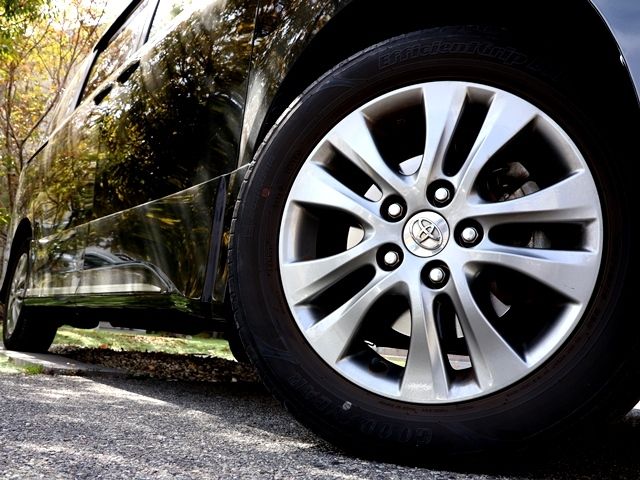 TOYOTA VOXY 2013 Image 31