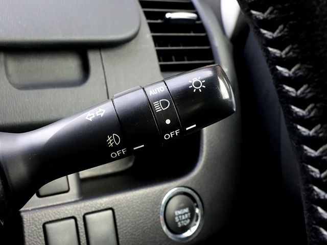 TOYOTA VOXY 2013 Image 31