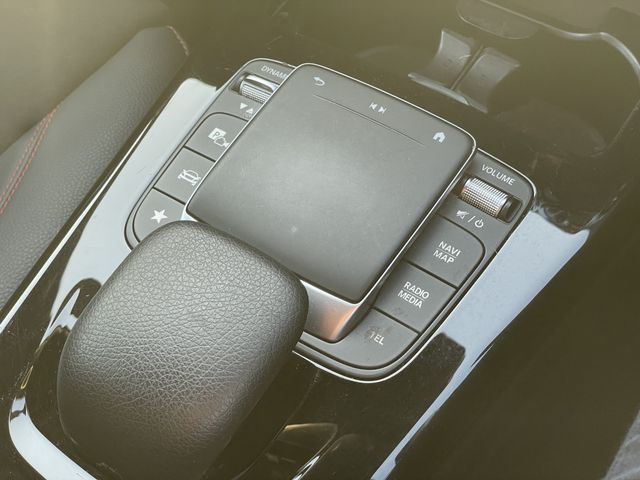 MERCEDES BENZ CLA CL 2020 Image 31