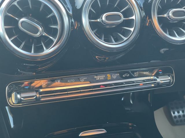 MERCEDES BENZ CLA CL 2020 Image 31