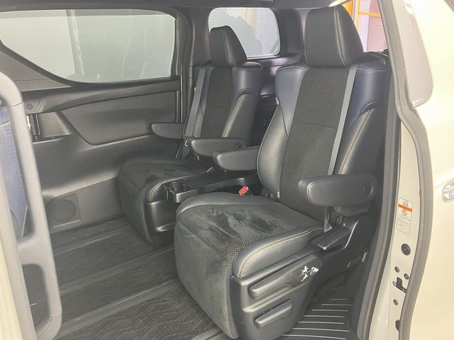 TOYOTA VELLFIRE 4WD 2017 Image 31