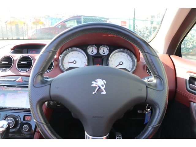 PEUGEOT 308CC 2012 Image 31