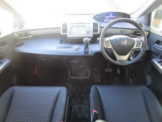 HONDA FREED SPIKE HYBRID 2013 Image 31
