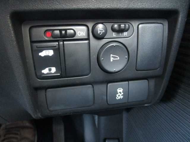 HONDA FREED SPIKE HYBRID 2013 Image 31