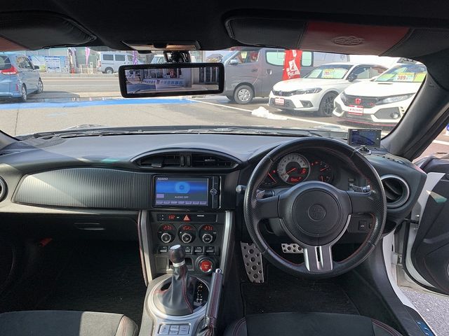 TOYOTA 86 2013 Image 31