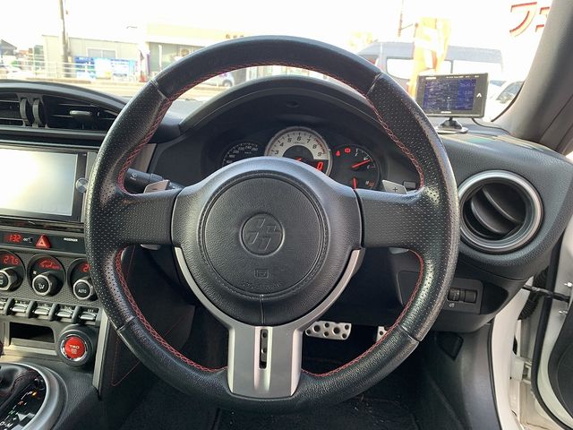 TOYOTA 86 2013 Image 31