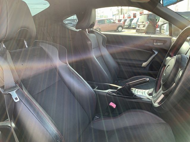 TOYOTA 86 2013 Image 31