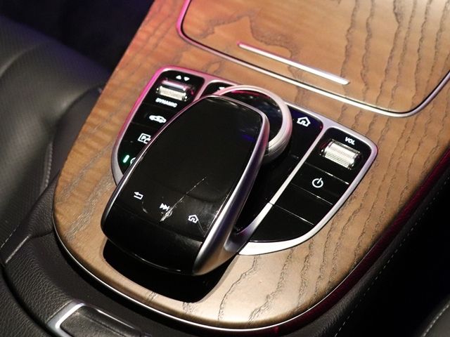 MERCEDES BENZ E CLAS 2019 Image 31