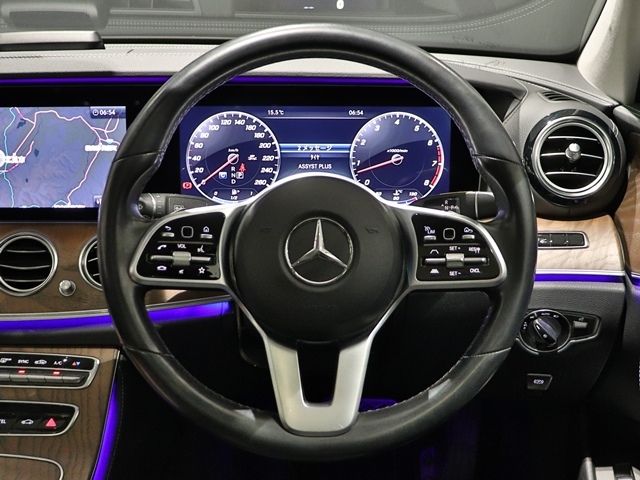 MERCEDES BENZ E CLAS 2019 Image 31