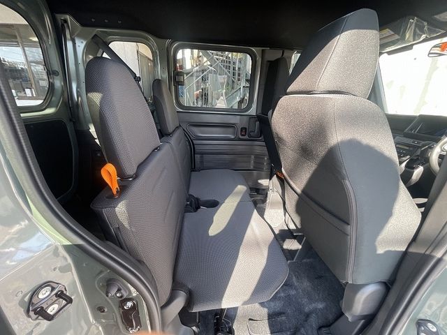 HONDA N-VAN 2025 Image 31