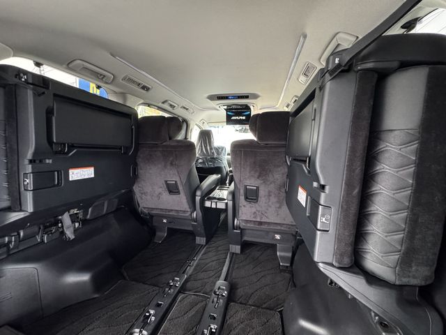 TOYOTA ALPHARD 4WD 2017 Image 31