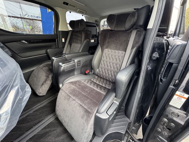 TOYOTA ALPHARD 4WD 2017 Image 31