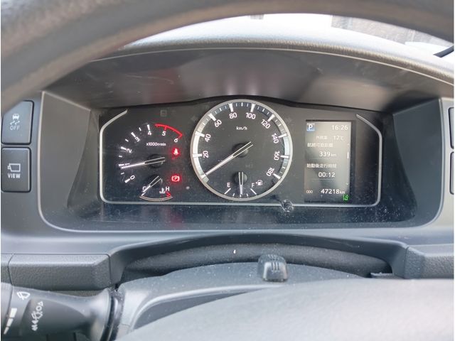 TOYOTA HIACE COMMUTER 2023 Image 31