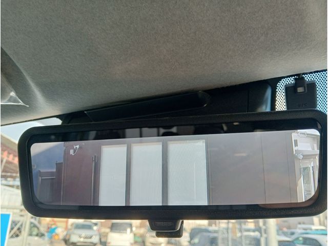 TOYOTA HIACE COMMUTER 2023 Image 31