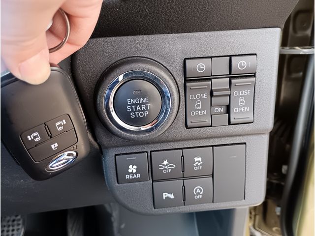 DAIHATSU ATRAI DECKVAN 4WD 2024 Image 31