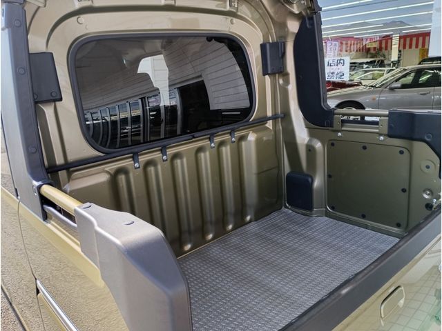 DAIHATSU ATRAI DECKVAN 4WD 2024 Image 31