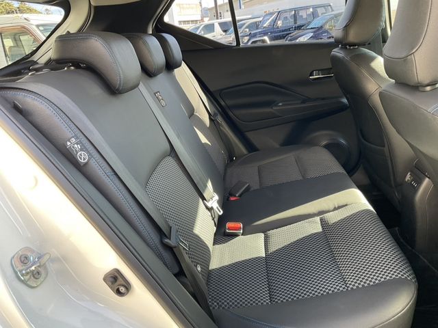 NISSAN KICKS 2021 Image 31